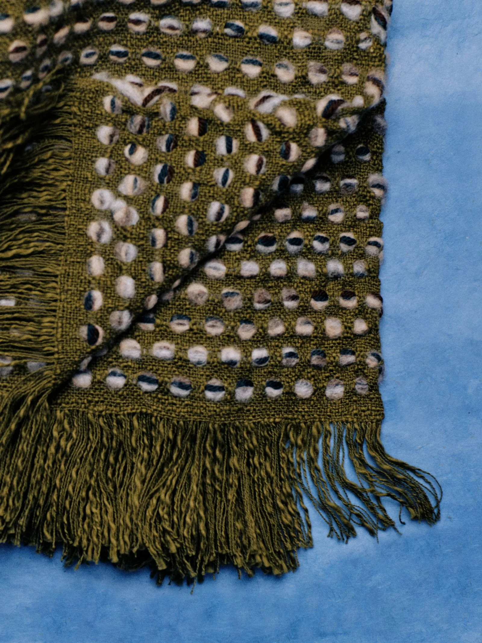 Expert gift givers know that a luxurious throw blanket is seldom a miss with home enthusiasts. Brooklinens prism cover...